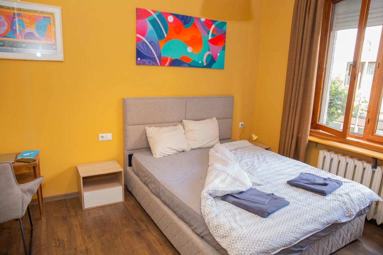 3-bedroom - Urban Art Gallery - Free Parking! Apartament *
