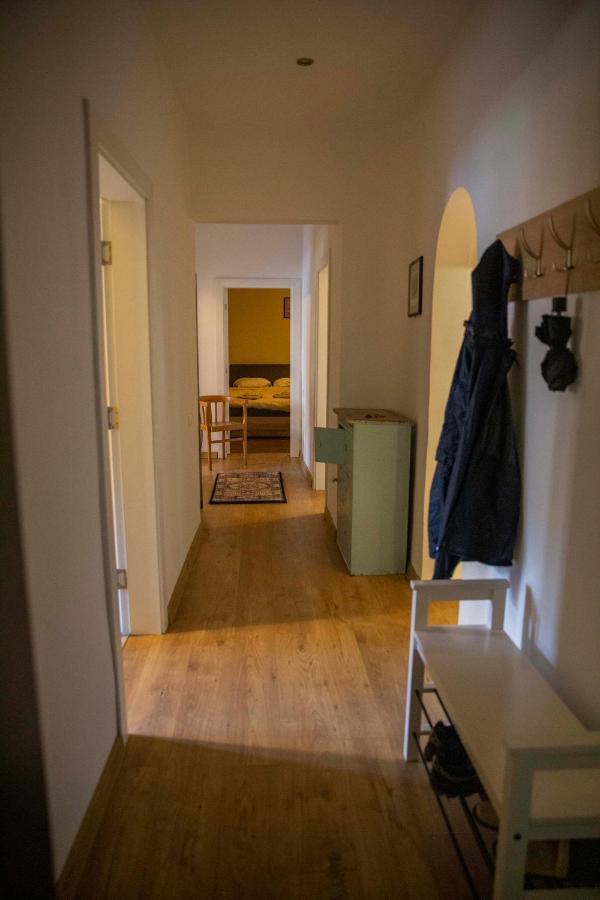 3-bedroom - Urban Art Gallery - Free Parking!
