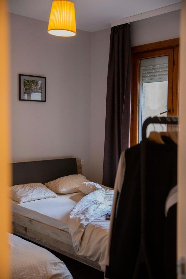Apartament 3-bedroom - Urban Art Gallery - Free Parking! *